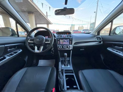 Used 2017 Subaru Crosstrek 2.0i Limited image 11