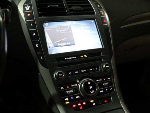 Used 2019 Lincoln MKZ Reserve w/ Reserve Plus Package image 16