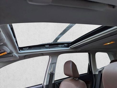 Used 2018 Subaru Forester 2.0XT Touring image 11