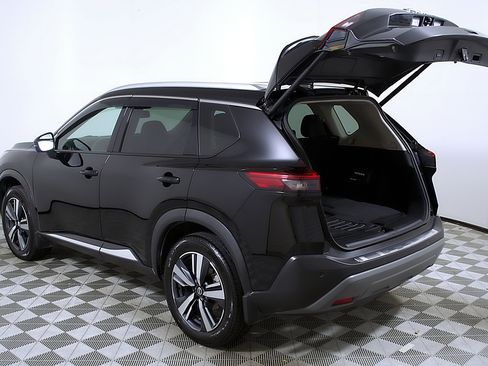 Used 2021 Nissan Rogue SL w/ Premium Package image 10