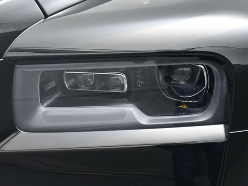 Certified 2022 Rolls-Royce Cullinan AWD/4WD image 14
