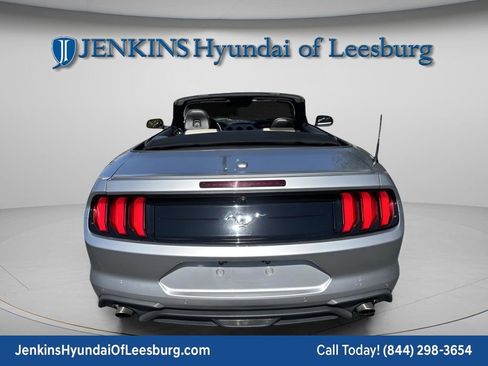 Used 2023 Ford Mustang Premium image 7