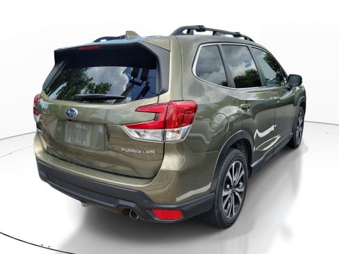 Used 2023 Subaru Forester Limited AWD/4WD image 6