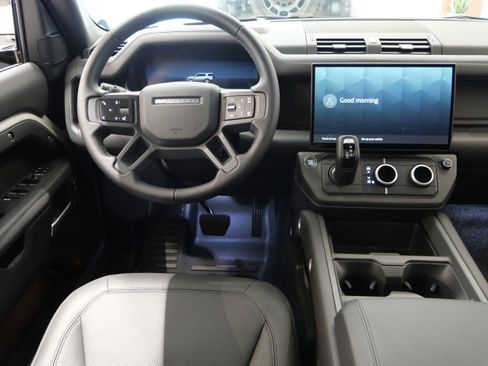 New 2026 Land Rover Defender 130 X-Dynamic SE AWD/4WD image 9