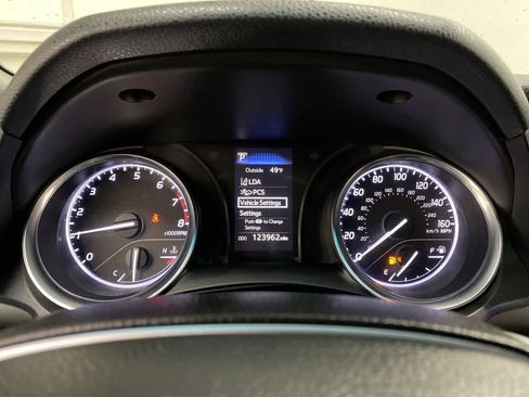 Used 2018 Toyota Camry SE image 26