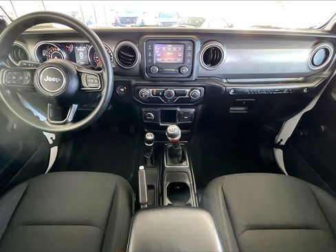 Used 2022 Jeep Wrangler Sport image 7