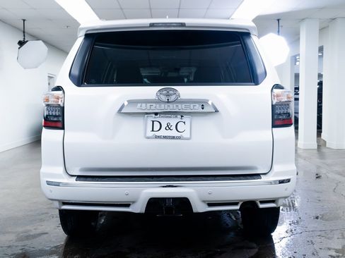 Used 2020 Toyota 4Runner Limited image 5