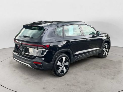 Used 2025 Volkswagen Taos S AWD/4WD image 5