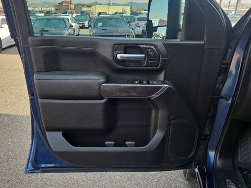 Used 2022 Chevrolet Silverado 2500 LTZ w/ LTZ Texas Edition image 10