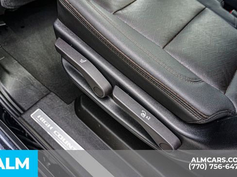 Used 2023 Chevrolet Suburban High Country w/ Premium Package 2 image 62