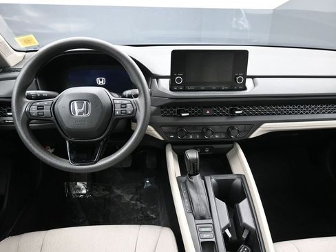 Certified 2024 Honda Accord EX image 20