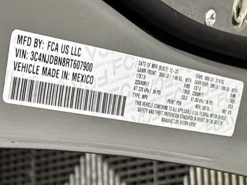 Used 2024 Jeep Compass Latitude w/ Altitude Special Edition image 24