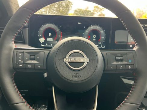 New 2026 Nissan Kicks SR w/ SR Premium Package AWD/4WD image 27