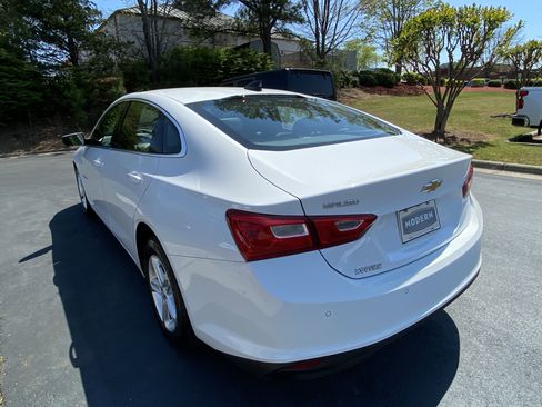 Used 2024 Chevrolet Malibu LS w/ LPO, Floor Liner Package image 6