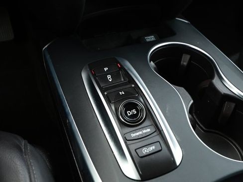 Used 2020 Acura MDX SH-AWD image 19