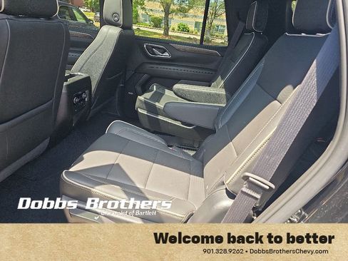 Used 2023 Chevrolet Tahoe Premier AWD/4WD image 9