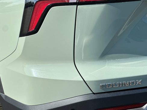 New 2026 Chevrolet Equinox LT image 27