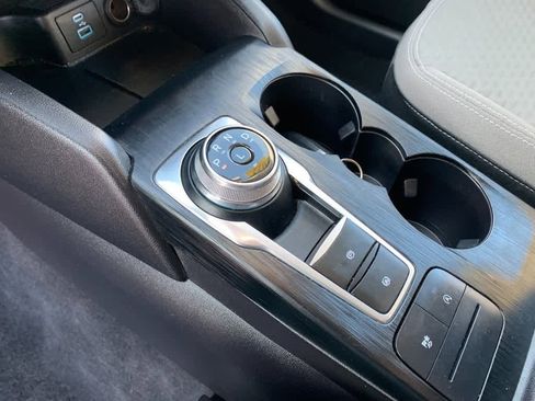 Used 2022 Ford Escape SE w/ Cold Weather Package image 24