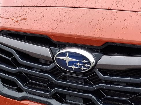 Used 2024 Subaru Crosstrek 2.5i Limited AWD/4WD image 32