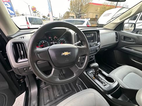 Used 2019 Chevrolet Colorado W/T image 9