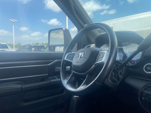 Used 2024 RAM 2500 Big Horn AWD/4WD image 29