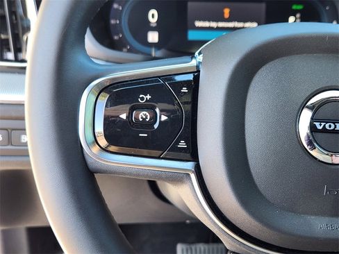 Used 2024 Volvo XC60 T8 Polestar image 9