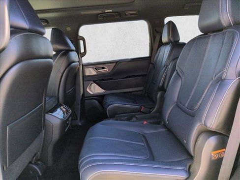 New 2026 INFINITI QX80 SPORT image 16