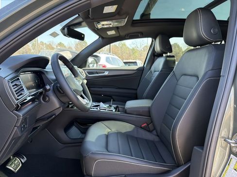 New 2026 Volkswagen Atlas Cross Sport SEL R-Line AWD/4WD image 11