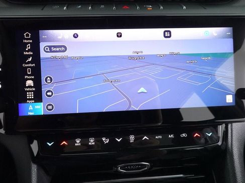 New 2026 Jeep Grand Cherokee L Limited w/ Limited Altitude Package AWD/4WD image 17