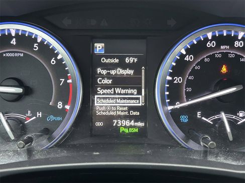 Used 2019 Toyota Highlander Limited image 16