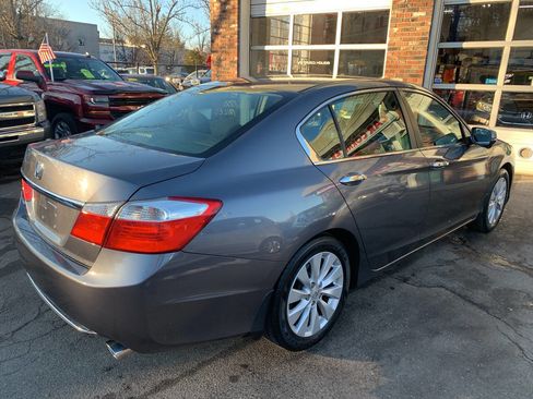Used 2014 Honda Accord EX image 4