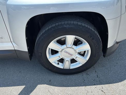Used 2011 GMC Terrain SLE FWD image 13