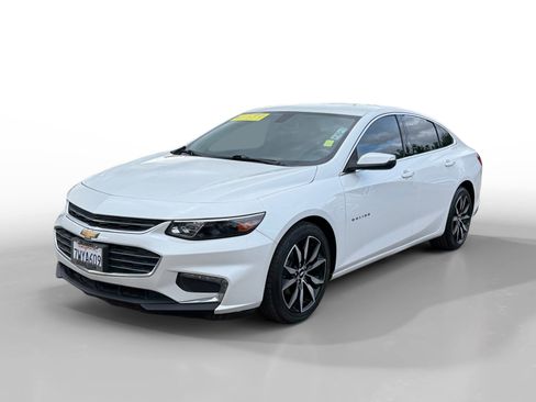 Used 2017 Chevrolet Malibu LT w/ Leather Package image 1