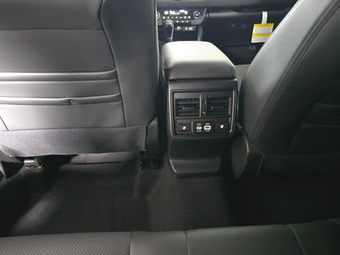 New 2026 Subaru Outback Limited image 21