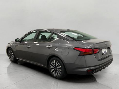 Certified 2025 Nissan Altima 2.5 SV FWD image 6