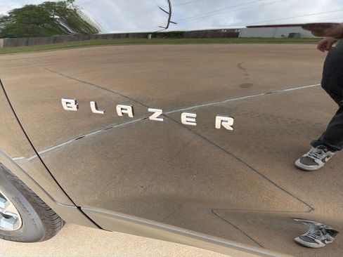 Used 2026 Chevrolet Blazer LT FWD image 10