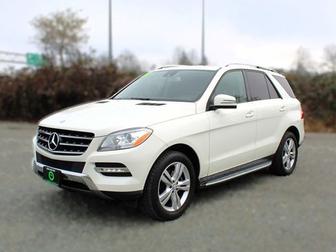 Used 2013 Mercedes-Benz ML 350 4MATIC image 3