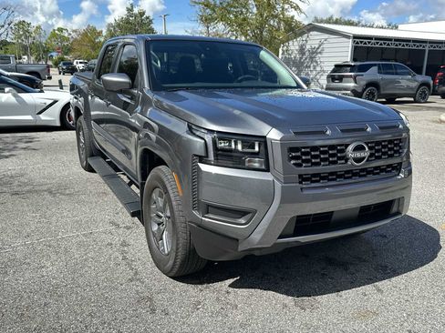 Used 2026 Nissan Frontier SV w/ SV Convenience Package RWD image 8