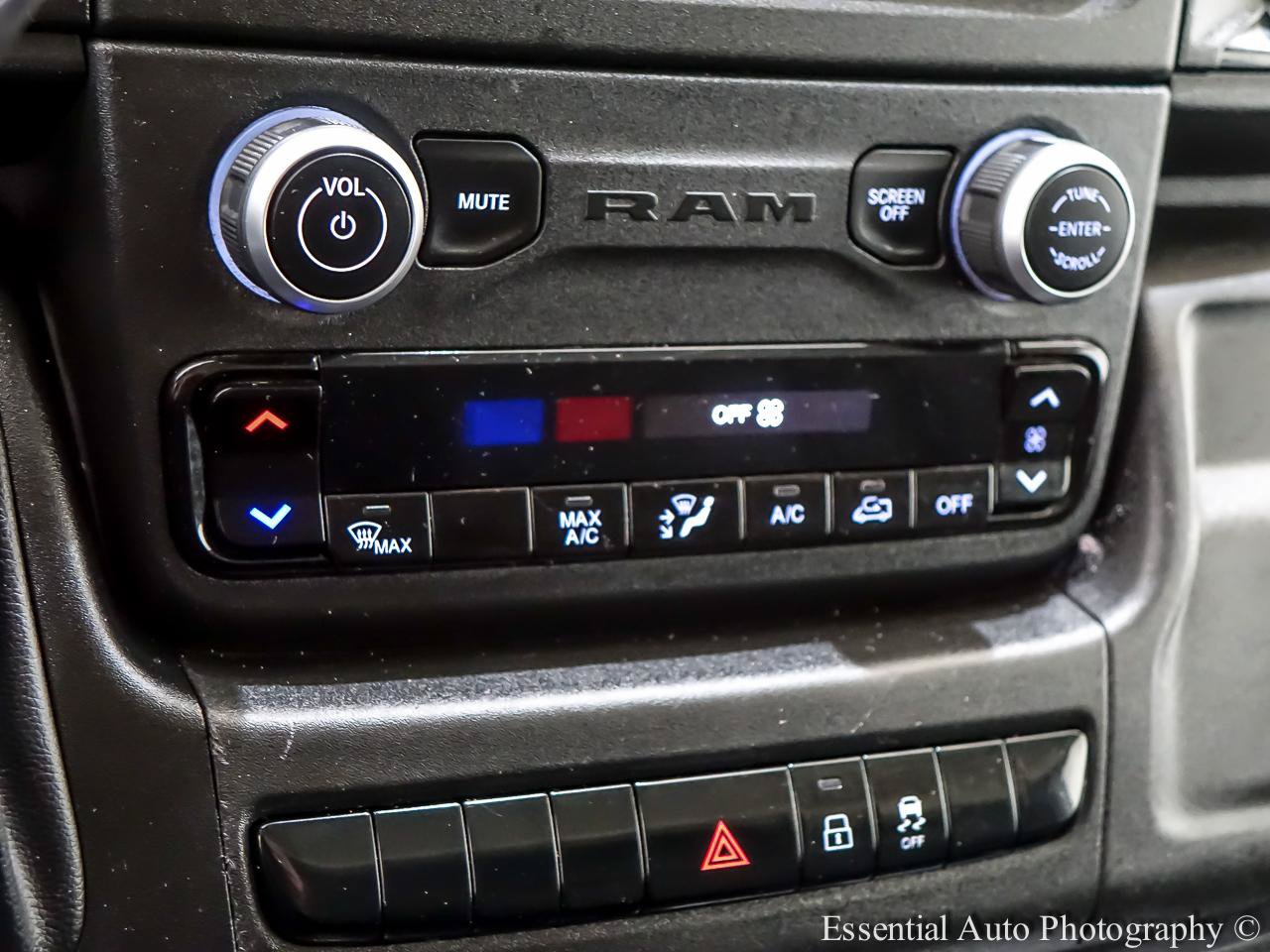 Used 2023 RAM ProMaster 2500 FWD image 14