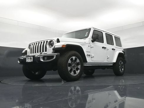 Used 2023 Jeep Wrangler Unlimited Sahara w/ LED Lighting Group AWD/4WD image 20