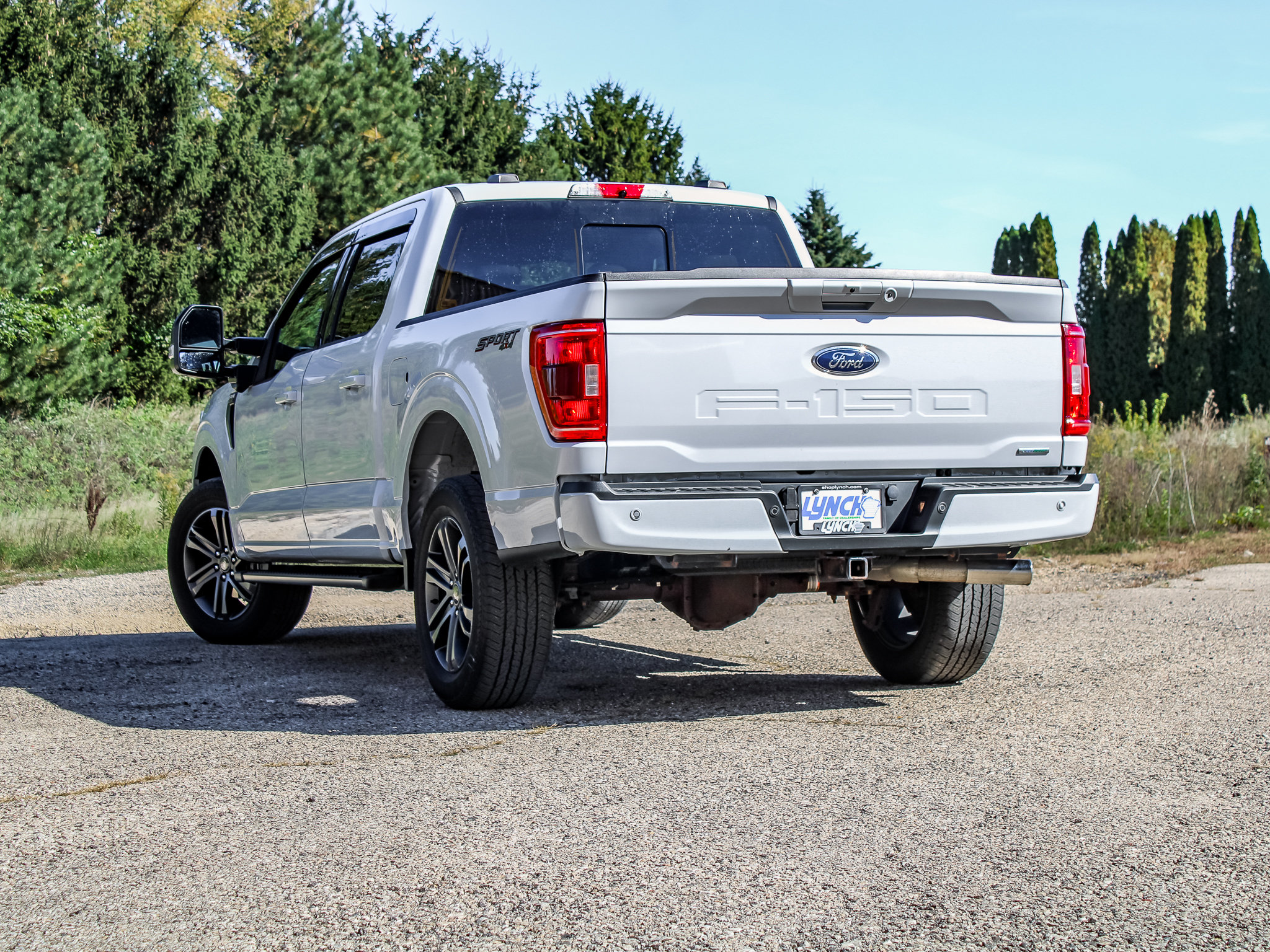 Used 2022 Ford F150 XLT w/ Equipment Group 302A High AWD/4WD image 10
