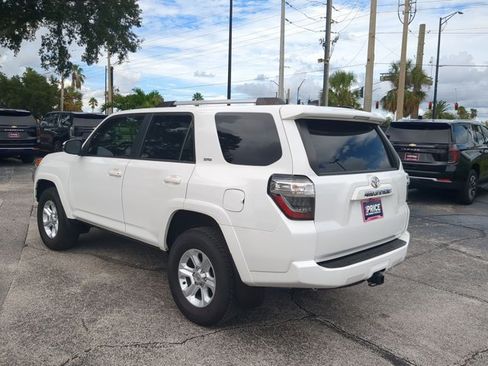 Used 2024 Toyota 4Runner SR5 Premium w/ Moonroof Package AWD/4WD image 8