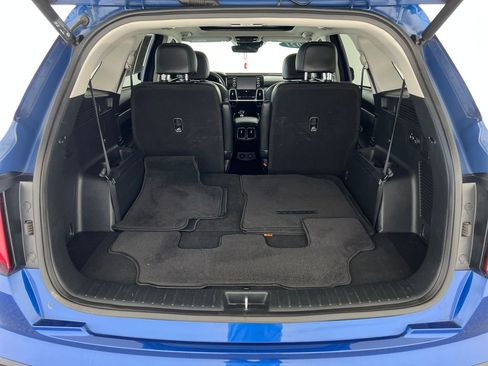 Used 2021 Kia Sorento EX w/ Panoramic Sunroof Package image 25