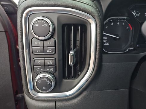 Used 2022 GMC Sierra 1500 Elevation image 26