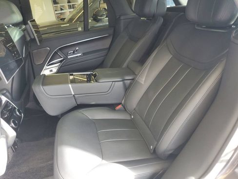 Used 2024 Land Rover Range Rover Autobiography AWD/4WD image 32