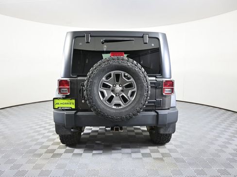 Used 2018 Jeep Wrangler Unlimited Rubicon w/ Dual Top Group AWD/4WD image 5
