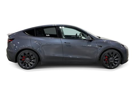 Certified 2023 Tesla Model Y Performance AWD/4WD image 7