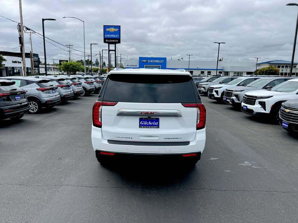 Used 2023 GMC Yukon Denali AWD/4WD image 26