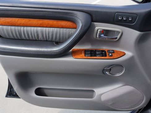 Used 2007 Lexus LX 470 4WD image 22