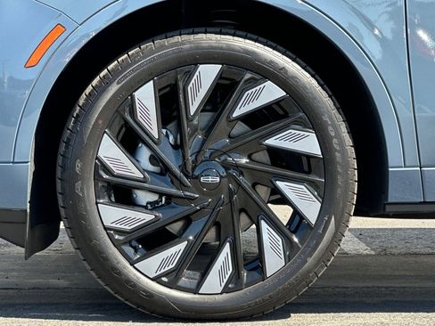 New 2026 Lincoln Nautilus Black Label w/ Jet Appearance Package image 25